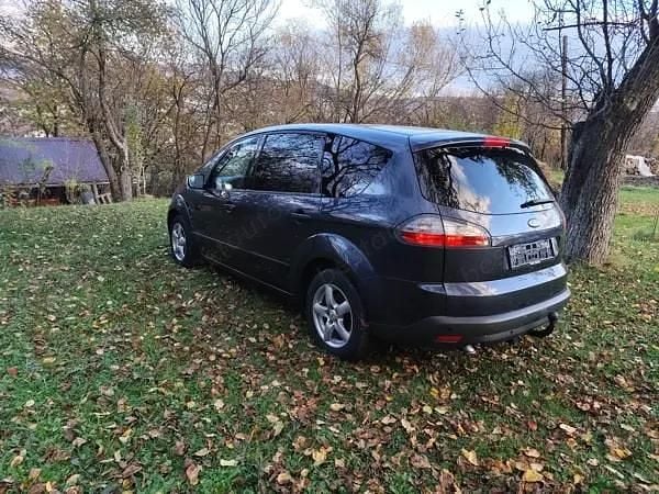 Second-hand Ford S-MAX S 140 CP (102 kW) 2010 Albastru Monovolum