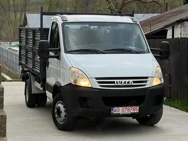 Alb Utilizat 2010 Iveco Daily | 14.700 EUR - Imagine 1/4