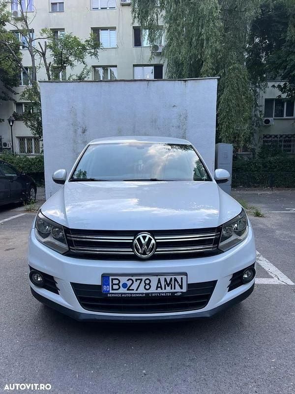 Alb Utilizat 2015 VW Tiguan Trendline SUV | 14.000 EUR (Preț bun) - Imagine 1/4