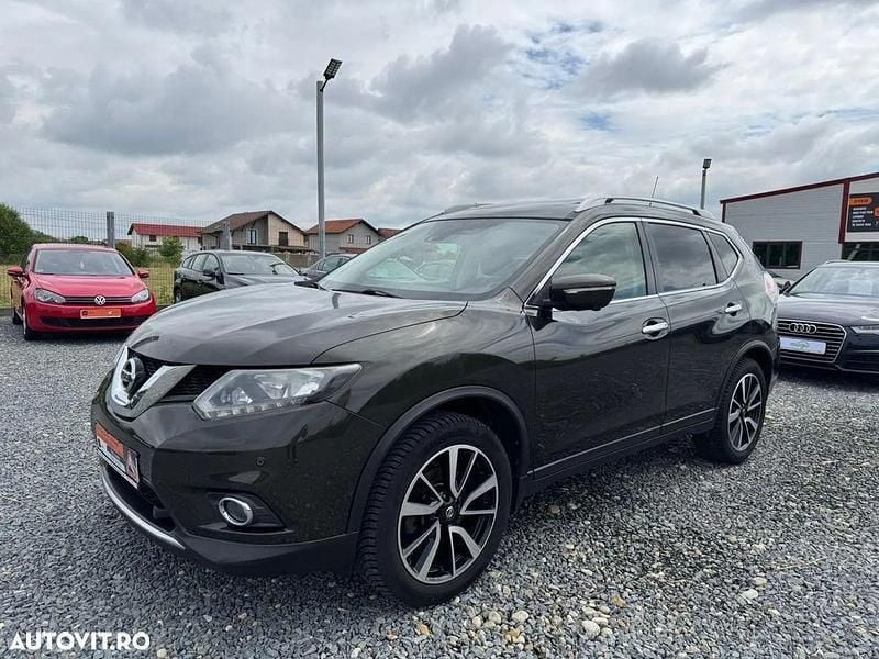 Verde Utilizat 2017 Nissan X-Trail Tekna SUV | 13.900 EUR (Preț OK) - Imagine 1/4