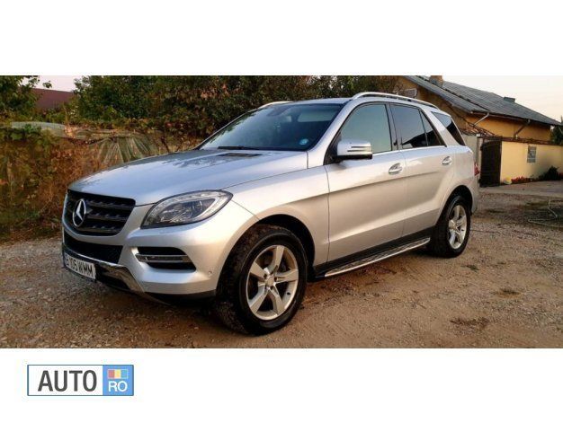 Gri Second-hand 2013 Mercedes ML350 SUV | 19.500 EUR (Preț bun) - Imagine 1/4