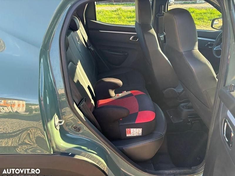 Second-hand Dacia Spring Expression 33 kW (45 CP) 2023 Culoareverde Hatchback