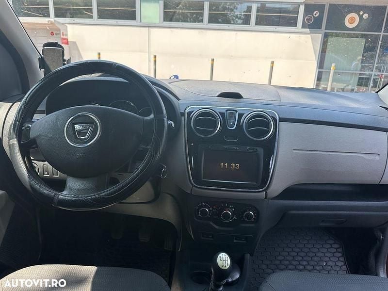 Culoaremaro Utilizat 2012 Dacia Lodgy Monovolum | 4.300 EUR (Preț OK) - Imagine 1/4
