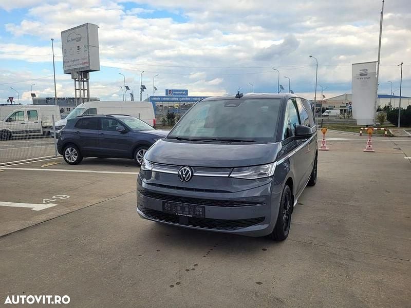 Nouă VW Multivan Life 150 CP (110 kW) 2025 Culoaregri Van