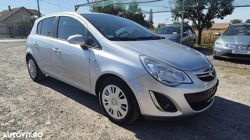 Second-hand Opel Corsa Satellite 87 CP (63 kW) 2012 Culoaregri Hatchback