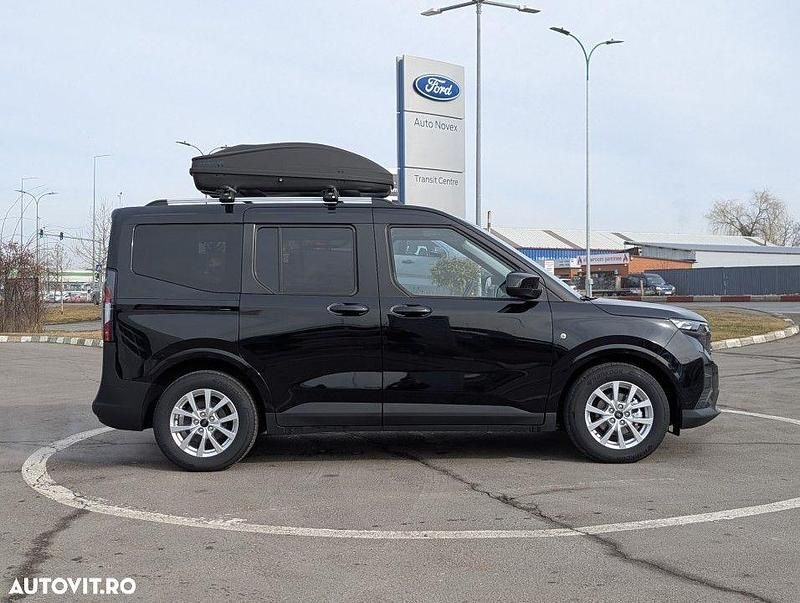 Nouă Ford Tourneo Courier Titanium 125 CP (91 kW) 2025 Culoarenegru Monovolum