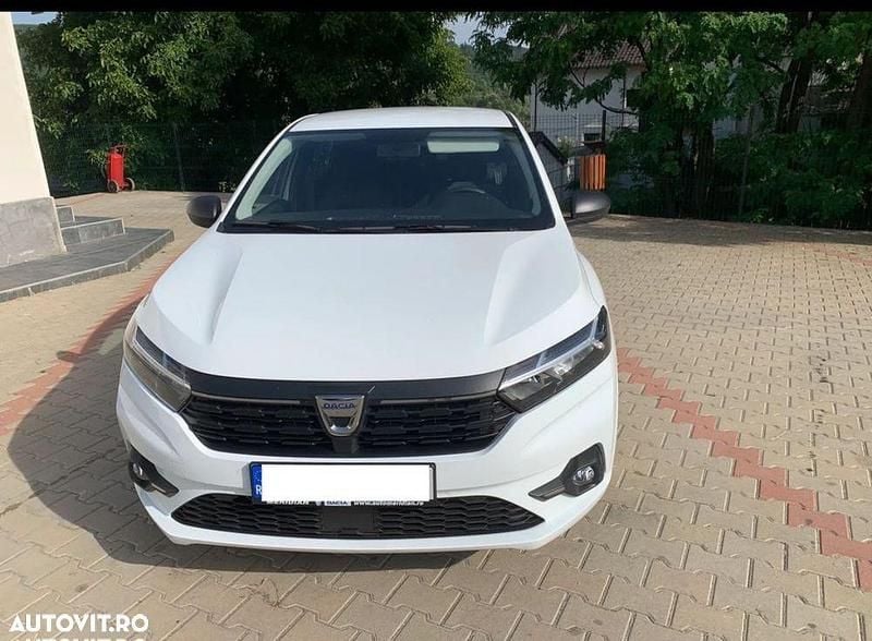 Alb Utilizat 2020 Dacia Duster Comfort SUV | 10.500 EUR (Preț bun) - Imagine 1/4