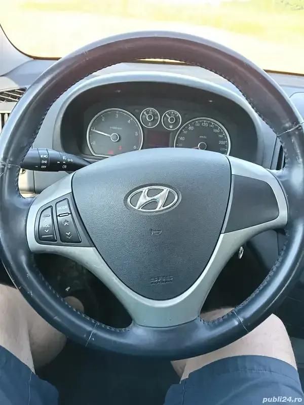 Utilizat 2009 Hyundai i30 | 2.800 EUR (Preț OK) - Imagine 1/4