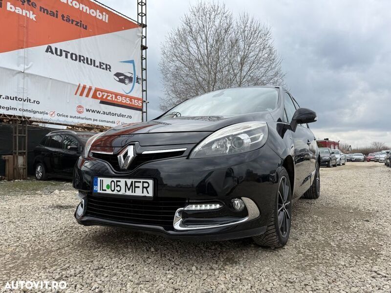 Negru Utilizat 2013 Renault Scénic III Bose Edition Monovolum | 4.300 EUR (Preț OK) - Imagine 1/4