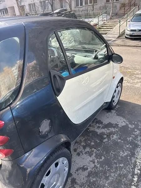 Second-hand Smart ForTwo Coupé 45 CP (33 kW) 2006 Alb Coupe