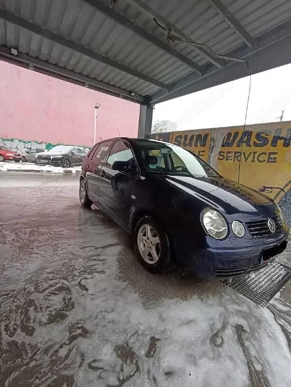 Second-hand 2003 VW Polo Berlinǎ | 1.300 EUR (Preț OK) - Imagine 1/4
