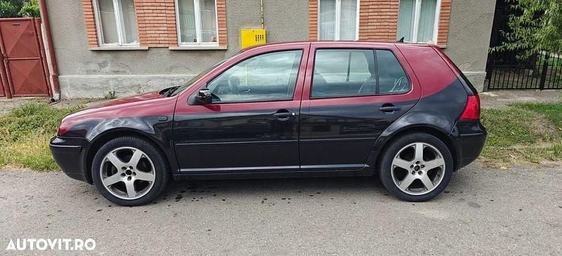 Culoarealte culori Utilizat 2001 VW Golf IV Hatchback | 1.200 EUR (Preț bun) - Imagine 1/4