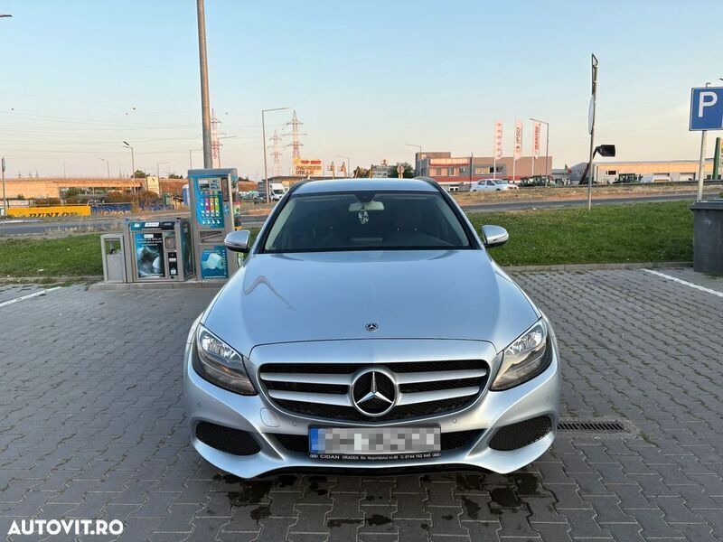 Albastru Utilizat 2017 Mercedes C200 Break | 15.900 EUR (Preț OK) - Imagine 1/4