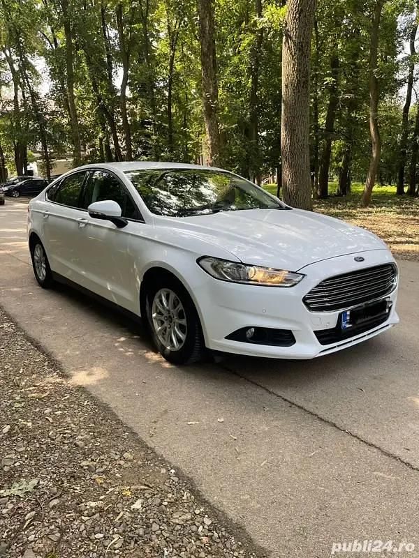 Alb Utilizat 2014 Ford Mondeo Berlinǎ | 8.200 EUR (Scump) - Imagine 1/4