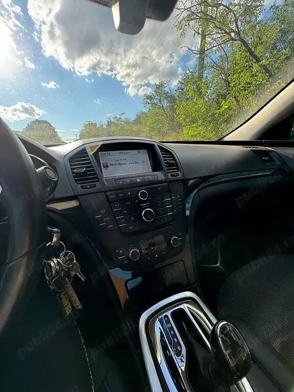 Utilizat 2010 Opel Insignia Berlinǎ | 4.500 EUR (Preț OK) - Imagine 1/3