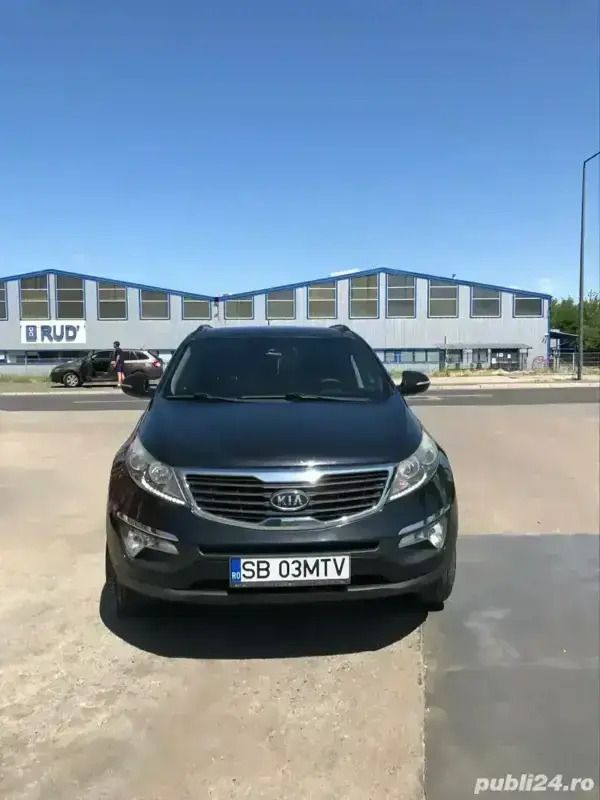 Utilizat 2011 Kia Sportage SUV | 8.300 EUR (Scump) - Imagine 1/4