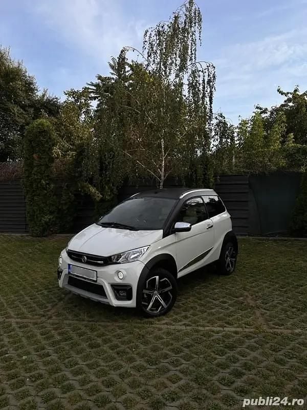 Utilizat 2021 Aixam Crossline Coupe | 13.900 EUR - Imagine 1/4
