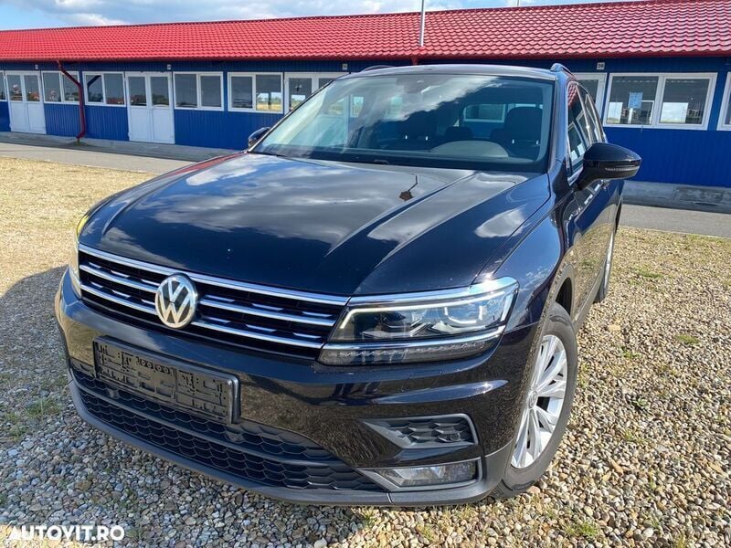 Negru Utilizat 2020 VW Tiguan Comfortline SUV | 18.800 EUR (Preț bun) - Imagine 1/4