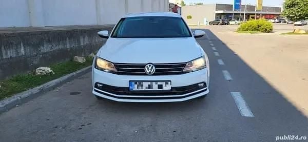 Utilizat 2015 VW Jetta Elegance Berlinǎ | 8.350 EUR (Preț OK) - Imagine 1/4