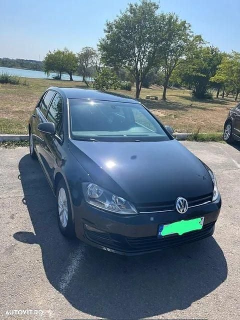 Culoarenegru Utilizat 2014 VW Golf VII Comfortline Hatchback | 6.700 EUR (Super Preț) - Imagine 1/4
