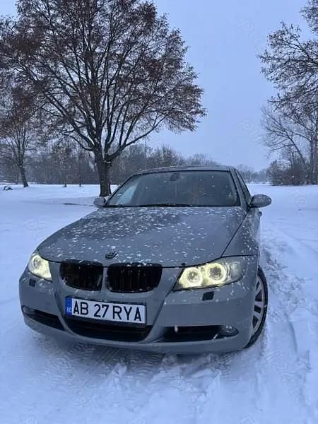 Second-hand BMW 320 163 CP (119 kW) 2005 Berlinǎ