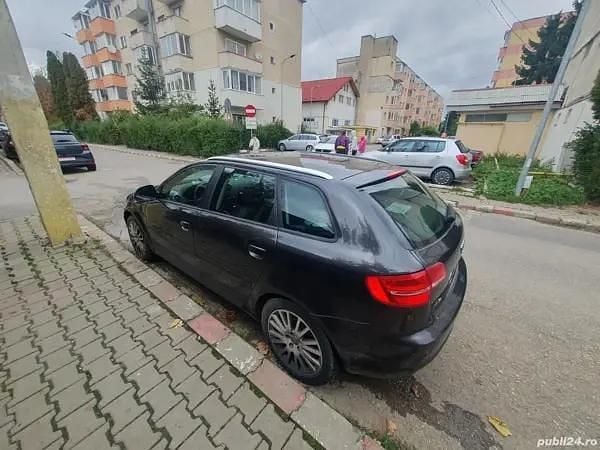 Utilizat 2009 Audi A3 Sportback Hatchback | 4.300 EUR (Preț OK) - Imagine 1/4