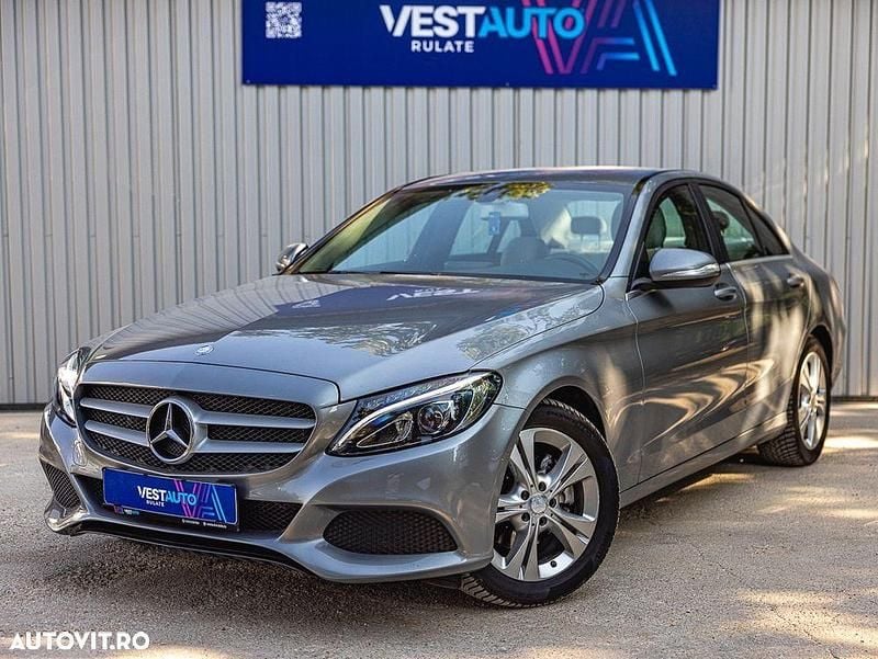 Gri Utilizat 2015 Mercedes C220 Berlinǎ | 18.890 EUR (Scump) - Imagine 1/4