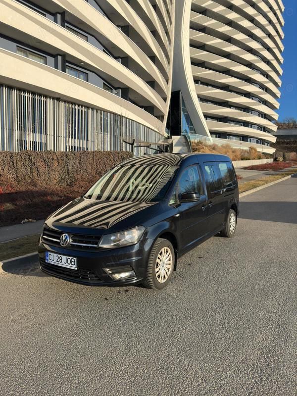 Negru Utilizat 2015 VW Caddy Monovolum | 9.950 EUR (Puțin scump) - Imagine 1/4