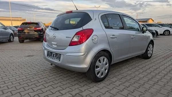 Second-hand Opel Corsa 70 CP (51 kW) 2011 Hatchback