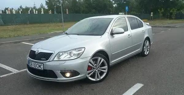 Utilizat 2011 Skoda Octavia RS Berlinǎ | 6.990 EUR (Preț OK) - Imagine 1/4
