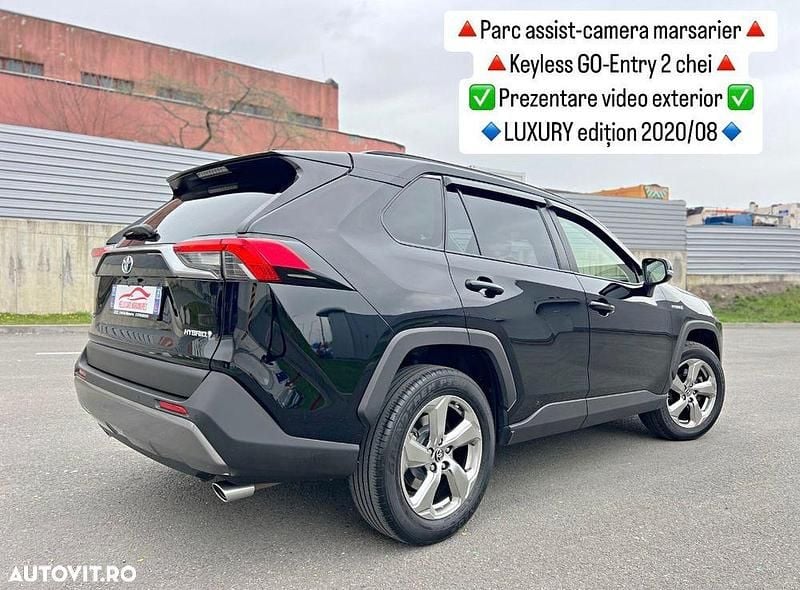 Second-hand Toyota RAV4 Hybrid 178 CP (130 kW) 2020 Culoarenegru SUV