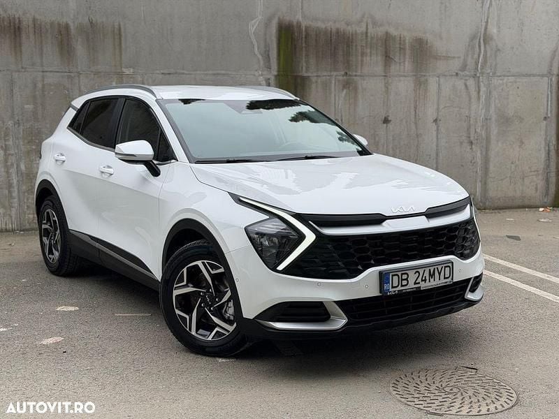 Second-hand Kia Sportage Style 136 CP (100 kW) 2024 Culoarealb SUV