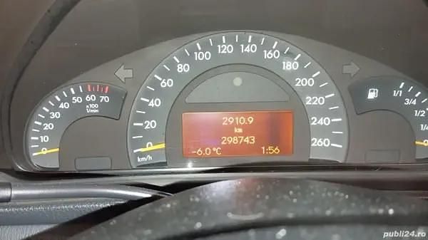 Second-hand Mercedes C180 143 CP (105 kW) 2002 Gri Berlinǎ