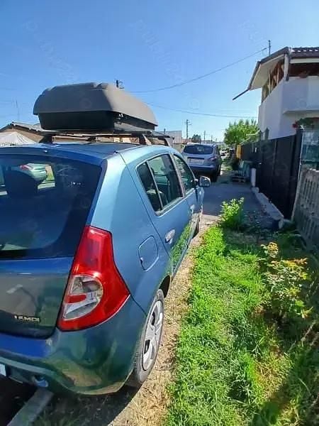 Utilizat 2010 Dacia Sandero Hatchback | 2.300 EUR - Imagine 1/4