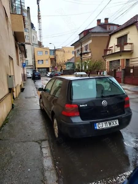 Utilizat 2001 VW Golf IV Berlinǎ | 2.150 EUR - Imagine 1/4