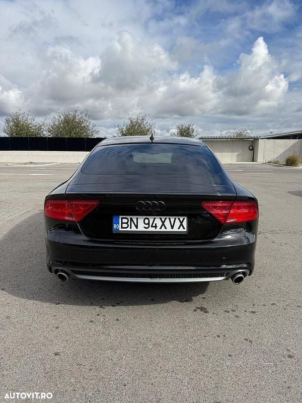Second-hand Audi A7 Sport 313 CP (230 kW) 2012 Culoaremaro Hatchback
