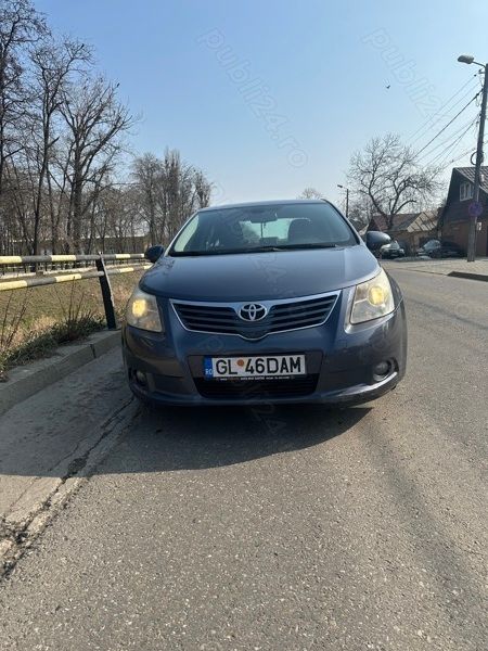Utilizat 2010 Toyota Avensis Berlinǎ | 4.700 EUR (Preț OK) - Imagine 1/4