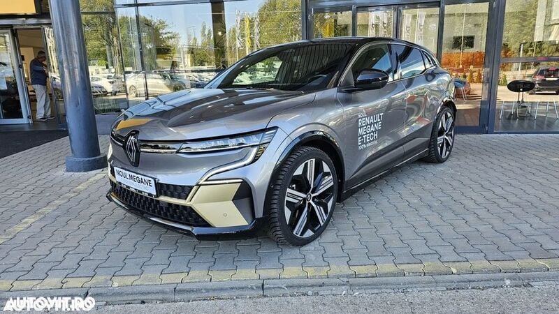 Gri Utilizat 2022 Renault Mégane Iconic SUV | 31.499 EUR - Imagine 1/4