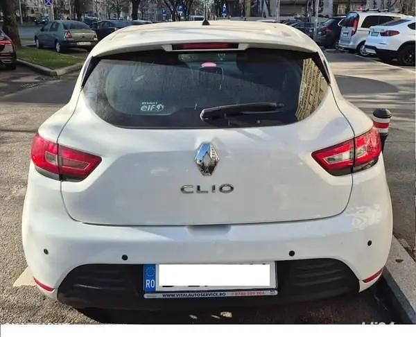 Second-hand Renault Clio IV 75 CP (55 kW) 2017 Alb Hatchback