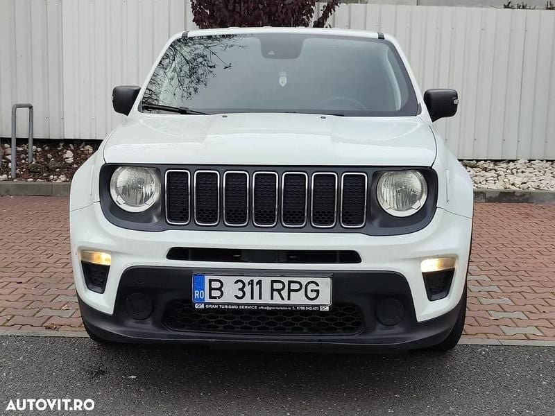 Second-hand Jeep Renegade Sport 120 CP (88 kW) 2018 Culoarealb SUV