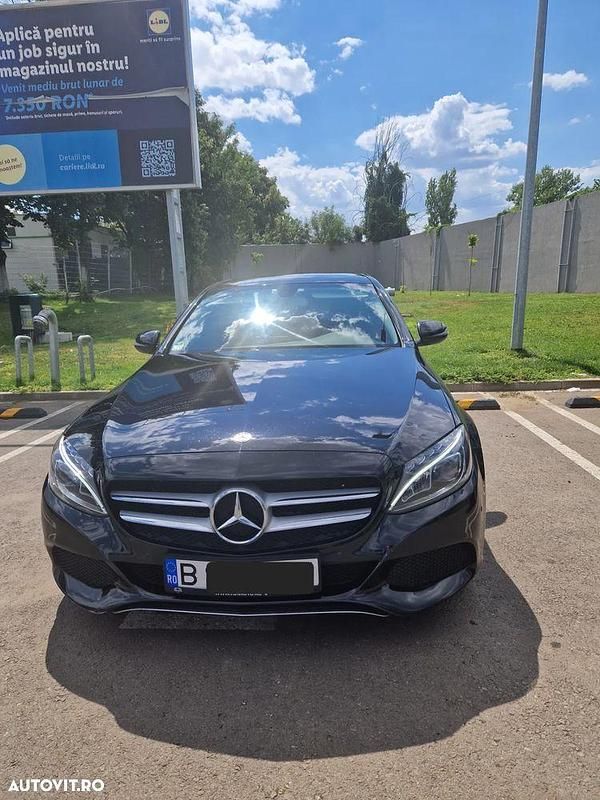 Negru Utilizat 2017 Mercedes C220 Avantgarde Berlinǎ | 16.950 EUR (Preț OK) - Imagine 1/4