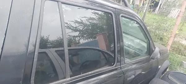 Second-hand Land Rover Freelander 86 CP (63 kW) 2002 Negru SUV