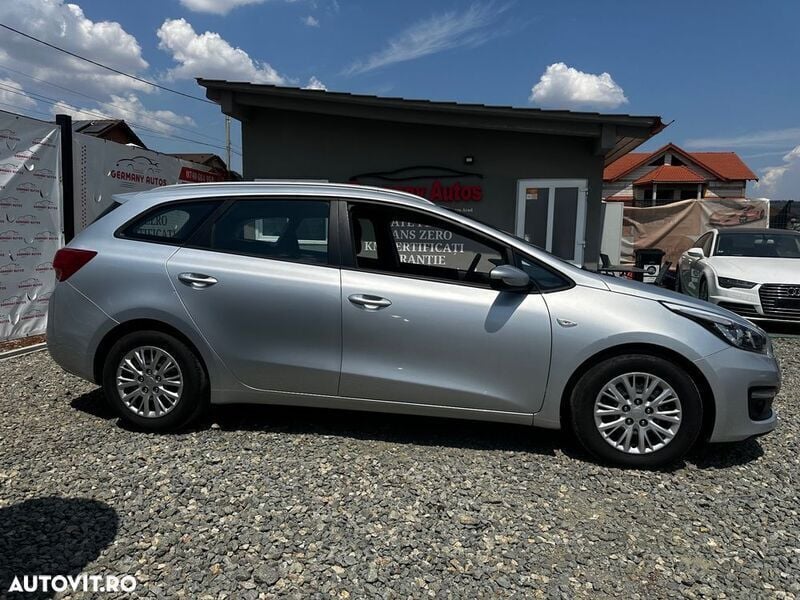 Second-hand Kia Ceed 90 CP (66 kW) 2017 Argint Hatchback