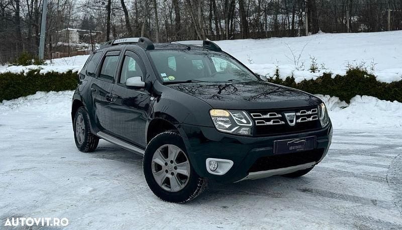Culoarenegru Utilizat 2015 Dacia Duster Prestige SUV | 8.700 EUR (Preț bun) - Imagine 1/4