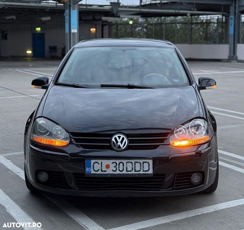Culoarenegru Utilizat 2005 VW Golf IV Comfortline Hatchback | 2.650 EUR (Preț OK) - Imagine 1/4