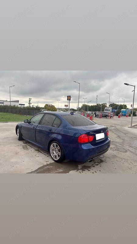 Second-hand BMW 320 177 CP (130 kW) 2009 Albastru Berlinǎ