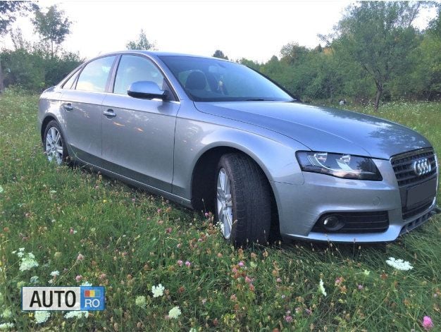 Second-hand Audi A4 140 CP (102 kW) 2010 Argintiu Berlinǎ