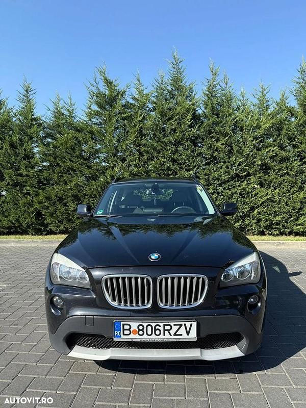 Culoarenegru Utilizat 2009 BMW X1 SUV | 6.600 EUR (Puțin scump) - Imagine 1/4