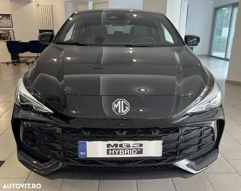 Second-hand MG MG3 102 CP (75 kW) 2024 Culoarenegru Hatchback