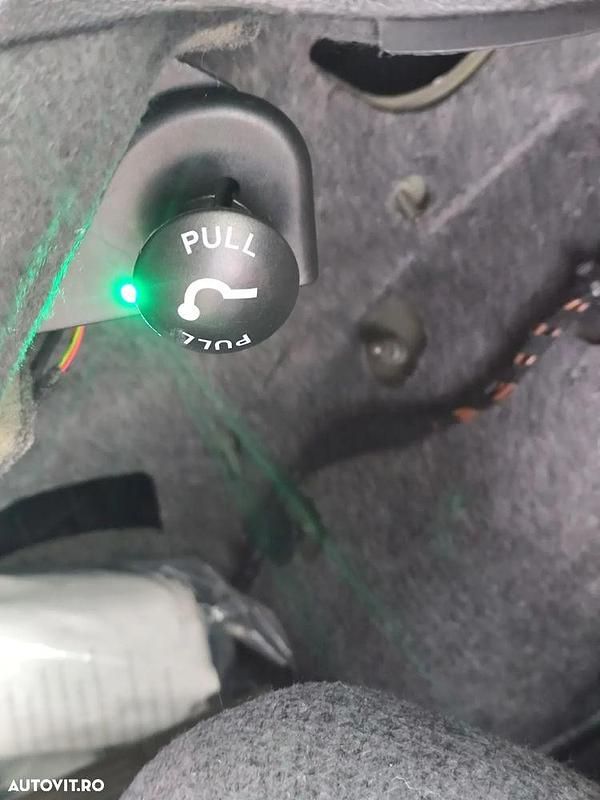 Second-hand Audi Q3 140 CP (102 kW) 2012 Culoarenegru SUV